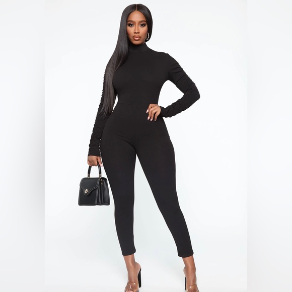 Fashion Nova Pants - Black Fashion Nova jumpsuit